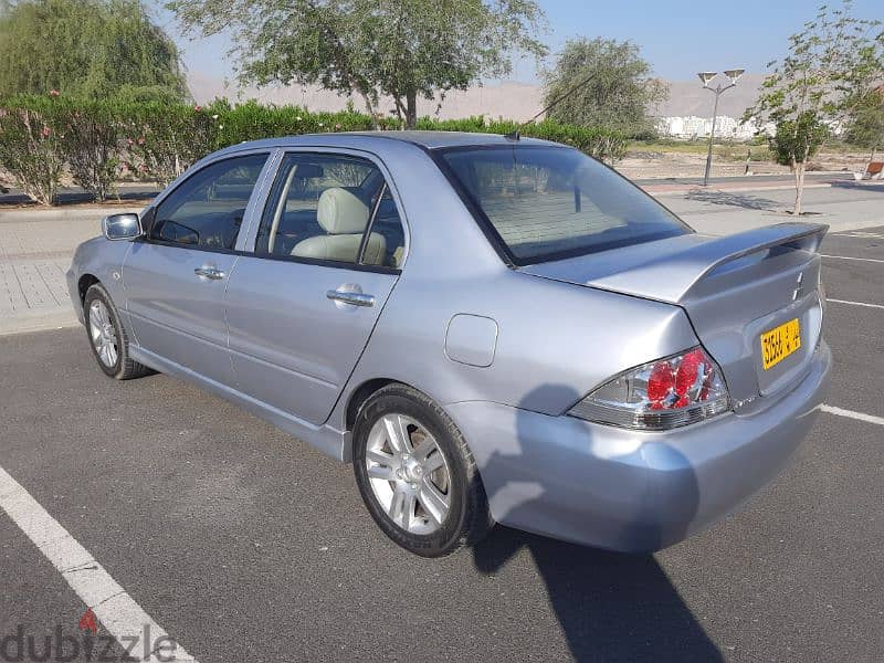 Mitsubishi Lancer 2010 3