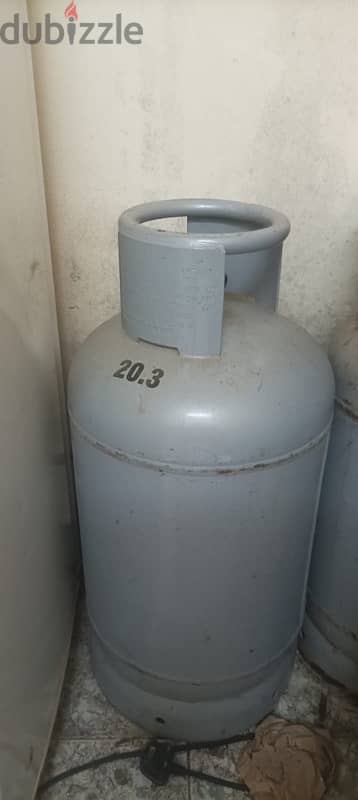 Gas  cylinder 0