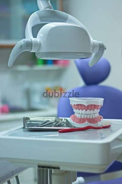 طبيب اسنان خبره طويله بلسلطنه 13 عام Dentist long exprience