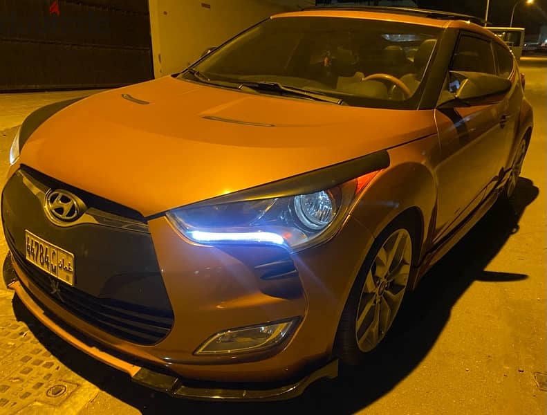 Hyundai Veloster 2012 in Good Condition 2