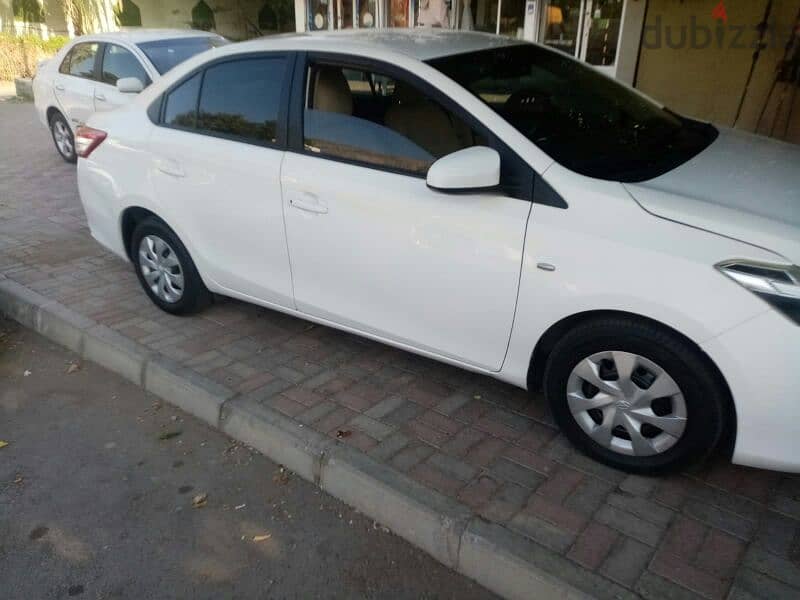 Toyota Yaris 2017 5