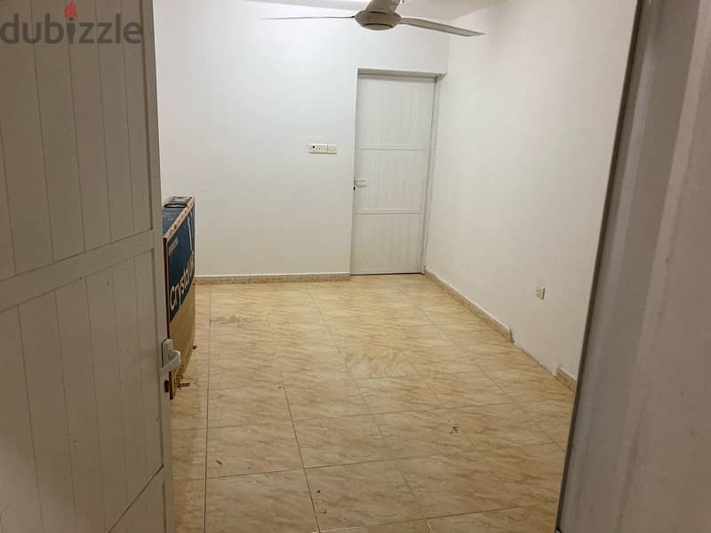 single room for rent 150 all in very clean 3