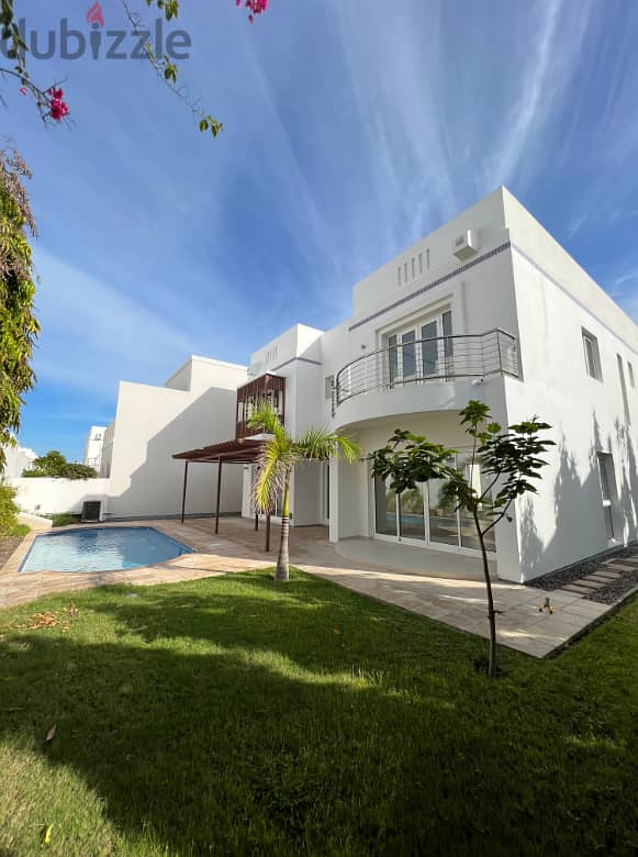 Luxury Villa Almouj for sale 0