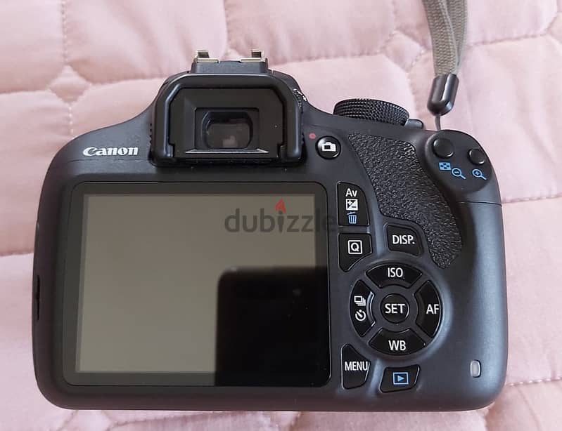 Very clean Canon EOS 1200 D with Powerful longrange Lens 14