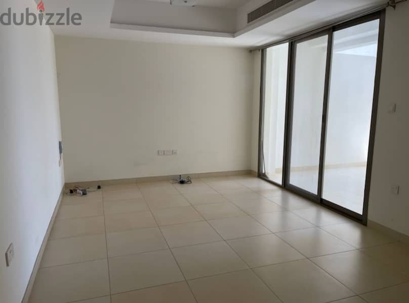 one bedroom flat for rent in Qurum near Ras AlHamra 0