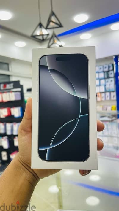 iPhone 16 Pro, 256gb White Titanium Arabic