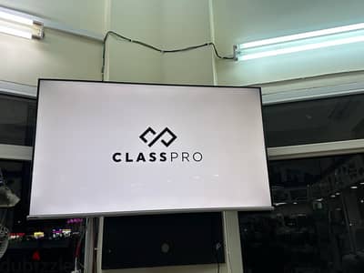 ClassPro LED 50 inch Smart HDR 4k Display New condition