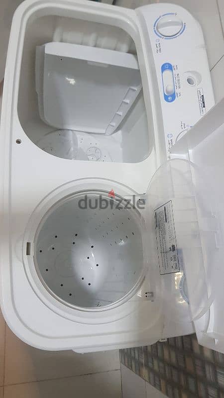 wash machine very good condition 1