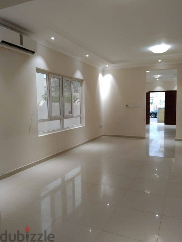 Amazing large villa in Al Ansab for rent for 600 ro 1