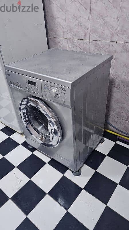 غسالة بحالة ممتازة - Washing machine in excellent condition 3