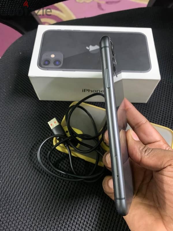 iPhone XR 128 gb battery 79 3