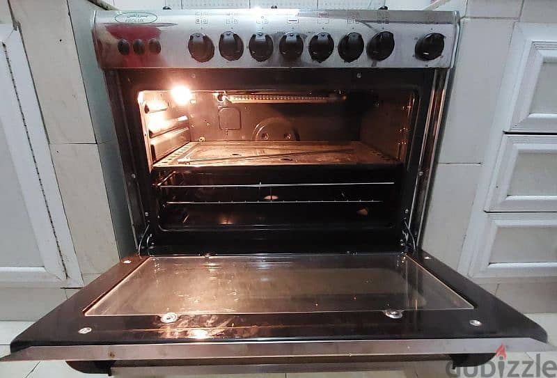 Prolux Cooking Range PDUG96S5 – 5 Burner, 90x60cm, Excellent Condition 2