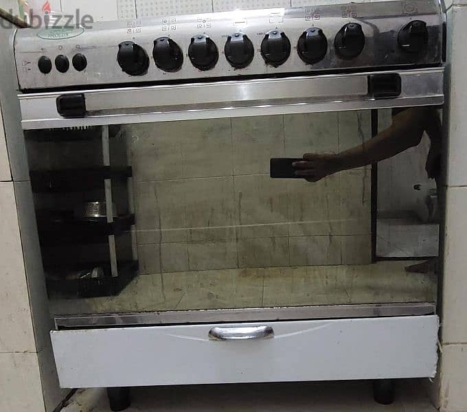 Prolux Cooking Range PDUG96S5 – 5 Burner, 90x60cm, Excellent Condition 4