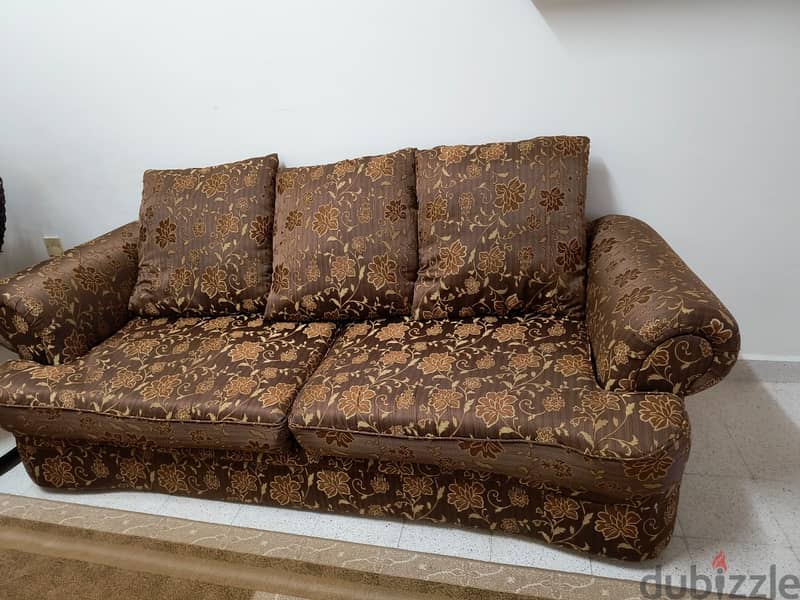 URGENT SALE - SOFA 3+1+1 0