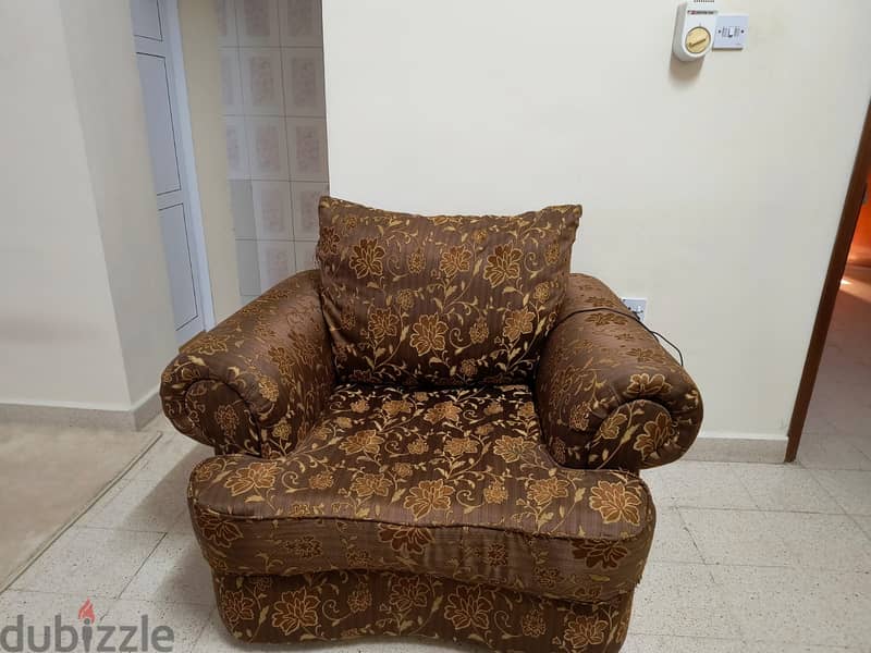 URGENT SALE - SOFA 3+1+1 1