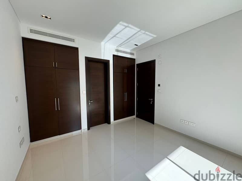 1 BR Apartment with Spacious Terrace in Juman One, Al Mouj 3