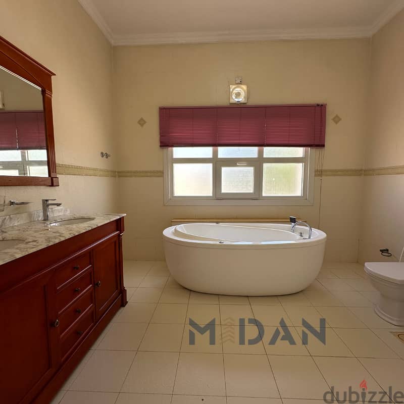 AL GHUBRAH NORTH | EXCELLENT 4+1 BR VILLA 14