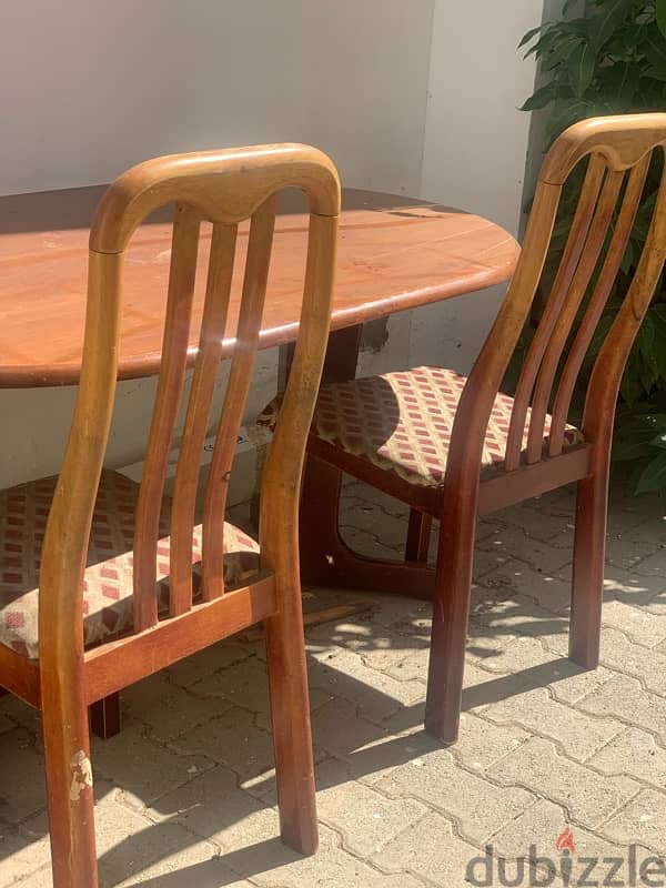 dinning table with 2 chairs 2