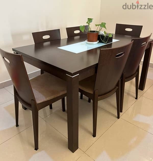 Dining Table with 6 Chairs 1