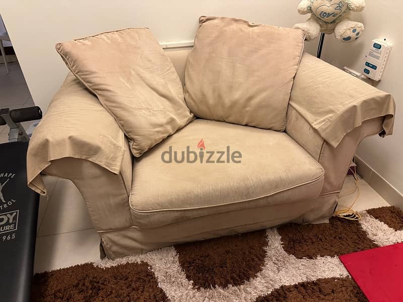 Large single seater sofa 0