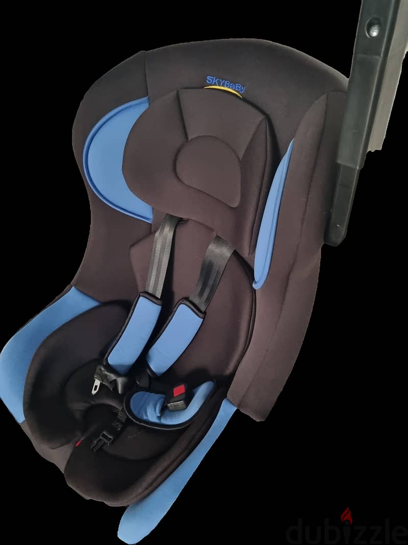 OMR15/= baby car seat sky baby 0