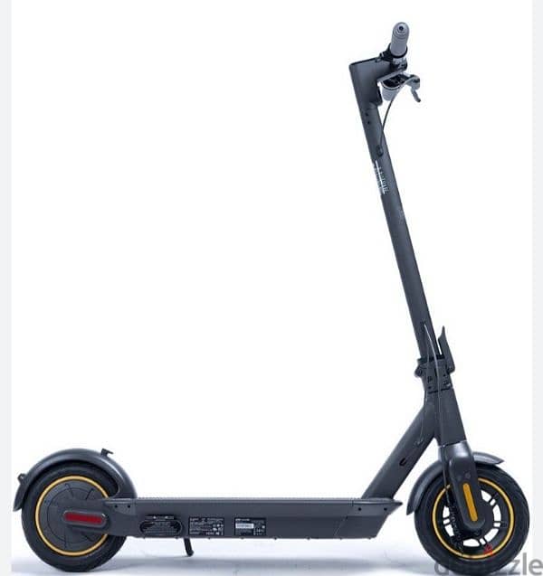 Segway Ninebot MAX G30 Electric Kick Scooter 3