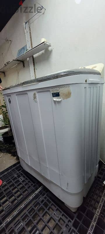 Semi Automatic Washing Machine Good condition 2