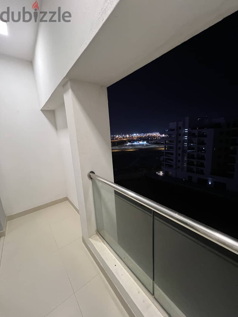 MODERN 1BHK FULLY FURNISHED APARTMENT, THE LINKS 11