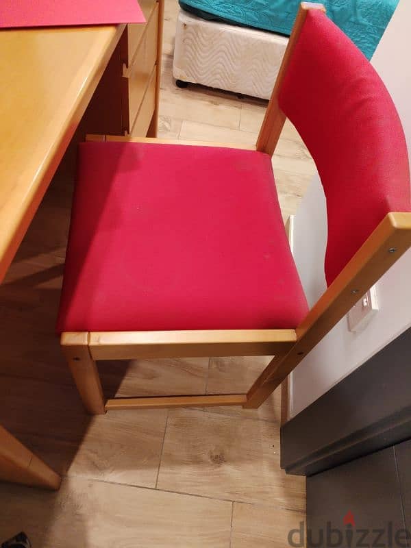 chair 0