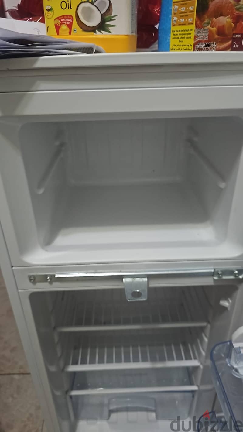 Refrigerator , only 1 year used, 175L 1