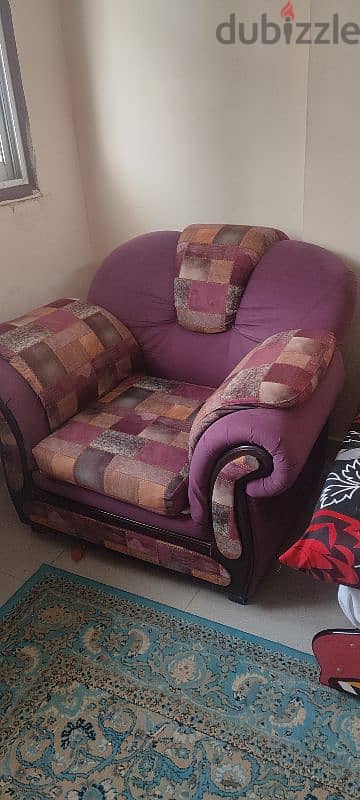 5 seater Sofa 0