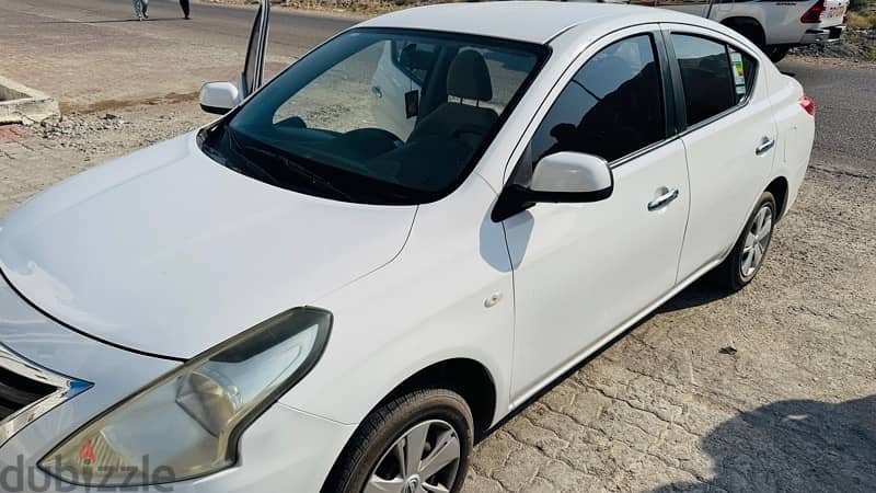 Nissan Sunny 2019 0