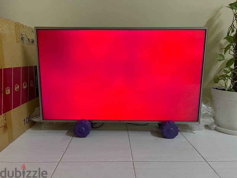 LG smart 43 inch TV - (LED problem) 3