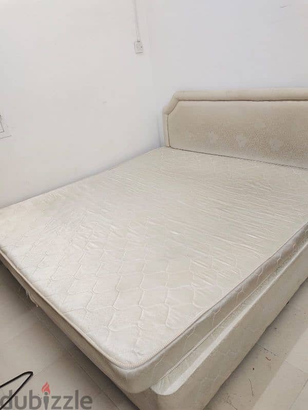 Divan bed coat with mattress 1