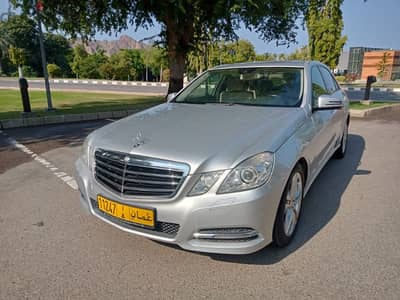 ( Only 100k km ) Mercedes-Benz E200 2013 Oman