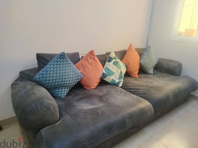 4 seater Sofa 2