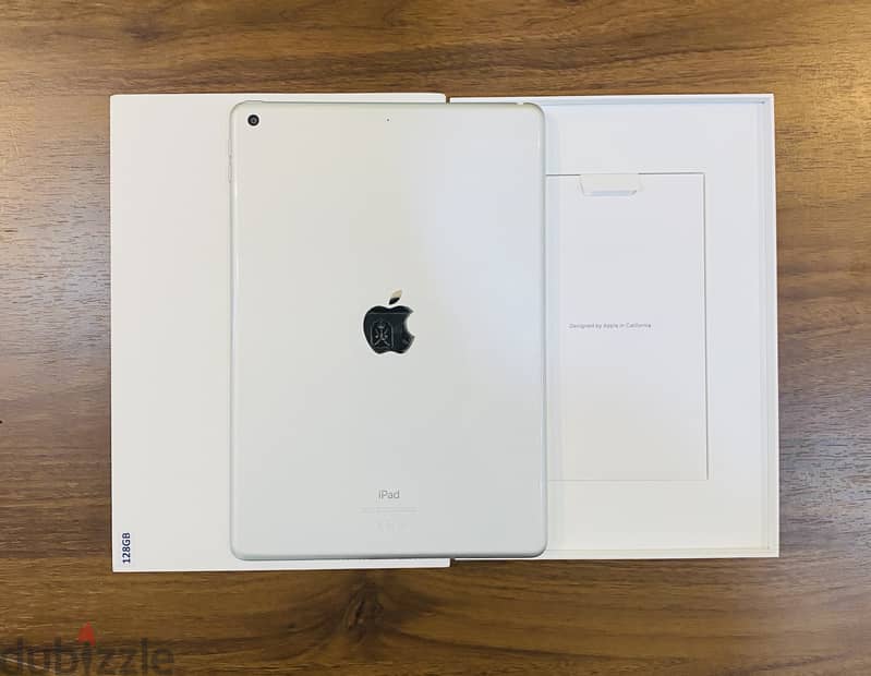 Apple iPad 8th Gen 10.2-inch 128GB, Wi-Fi Looks New Condition 6