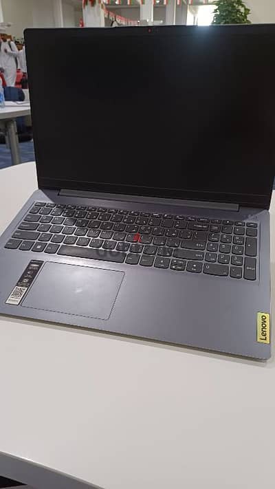 لابتوب Lenovo ideapad 3 نظيف جدا