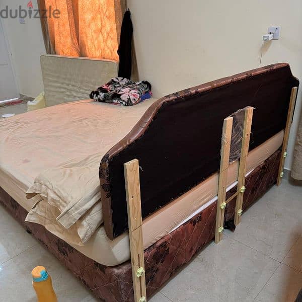 6/6 bed with mattress 1