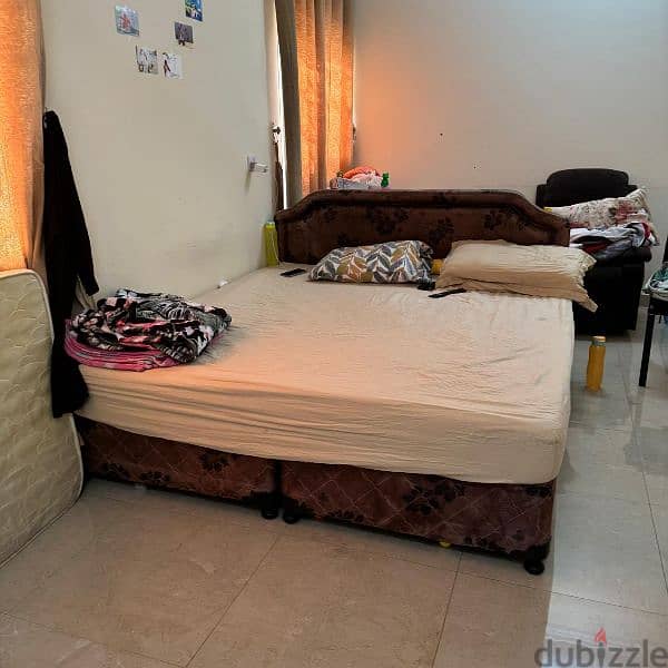 6/6 bed with mattress 3