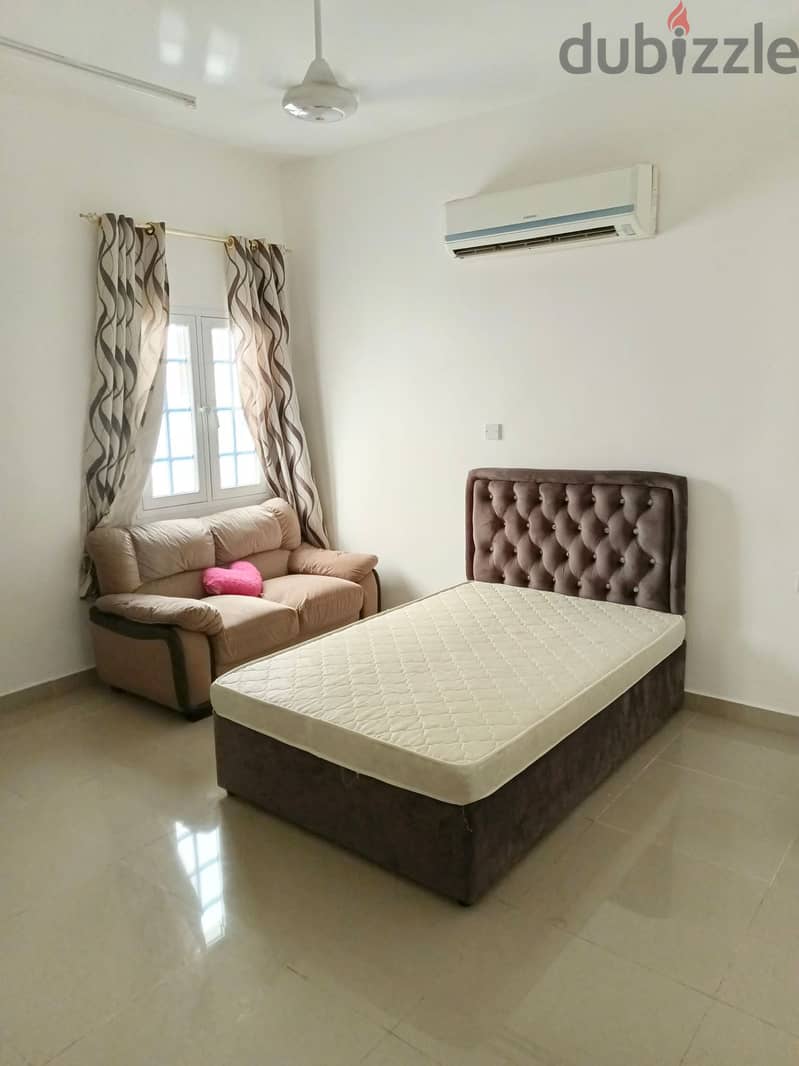 "SR-OM-671 *Fully Furnished Villa for Rent in Almaabela* 2