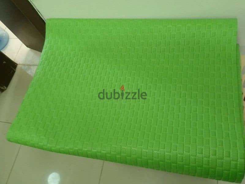 2x 5kg dumbbells new and exercise mat perfect condition 0