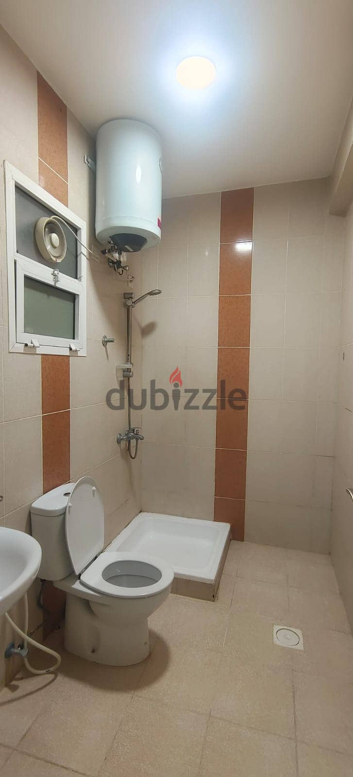  Executive Bachelor Room in Prime Al Khuwair Location – Available fr 3