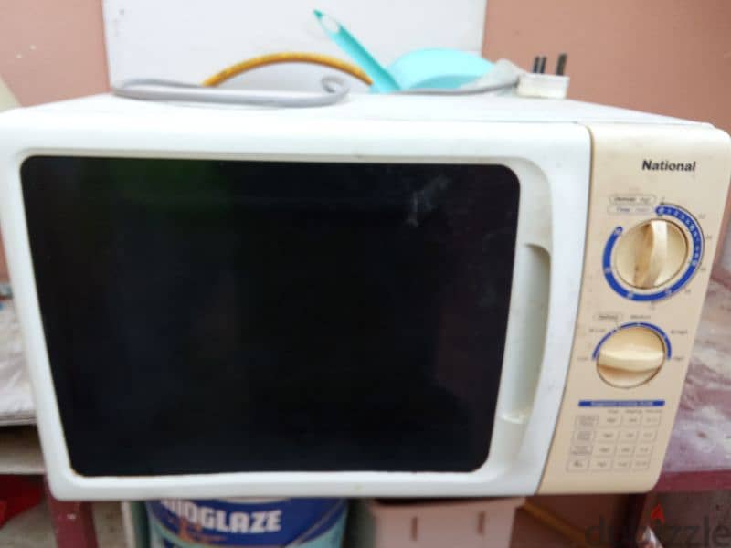 Microwave oven 1