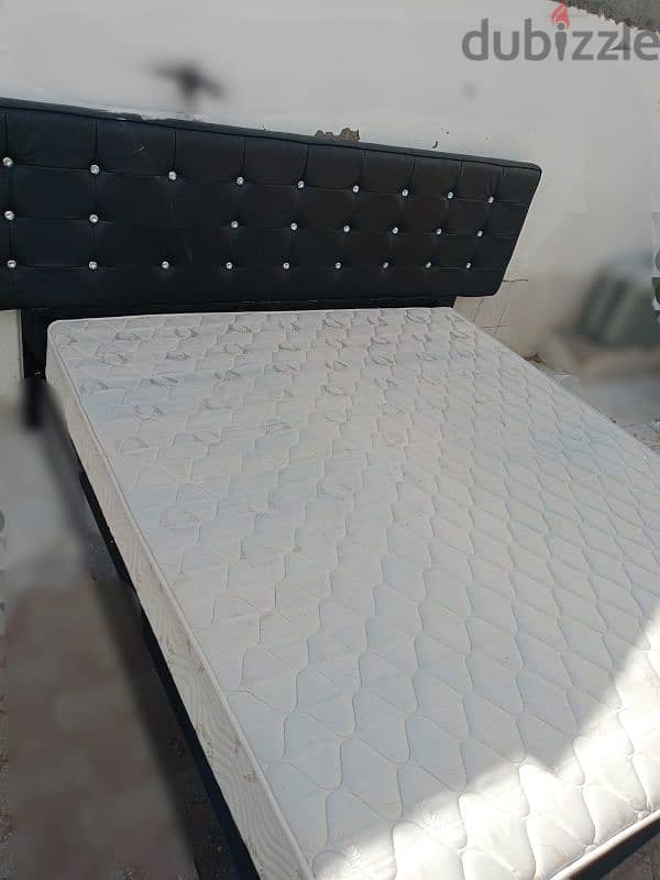 Bed and Mattress king size 1