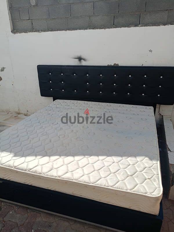 Bed and Mattress king size 2