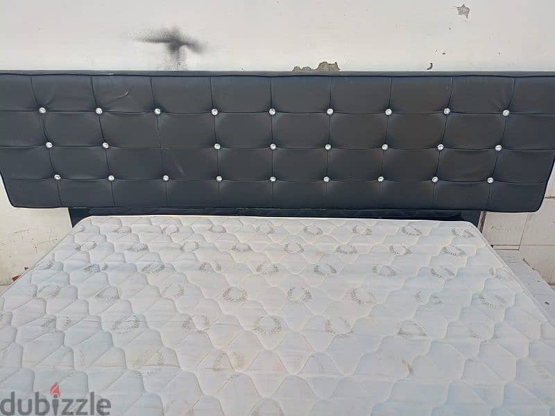 Bed and Mattress king size 11