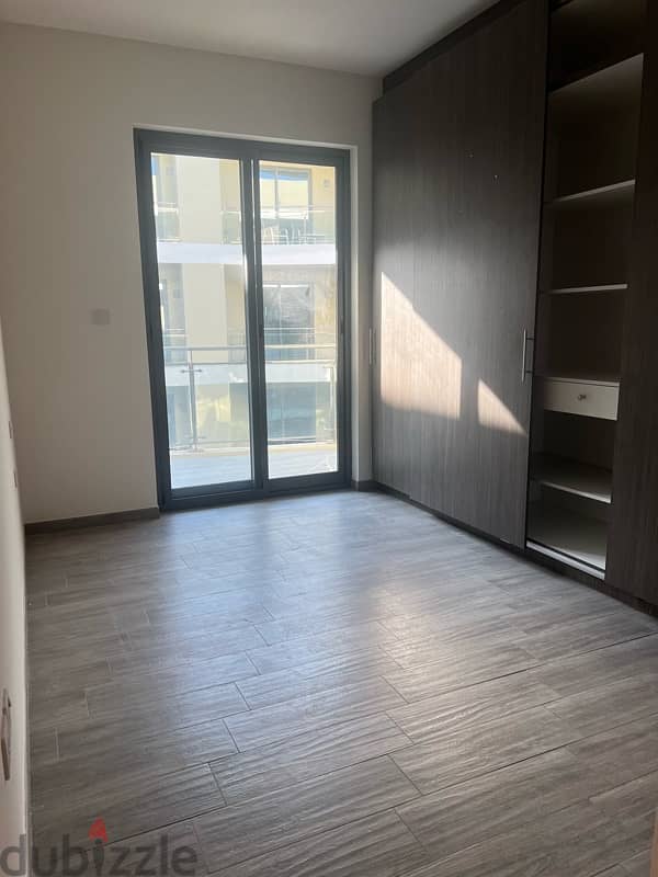 Apartment  in Muscat Hills   شقة في مسقط هيلز 8