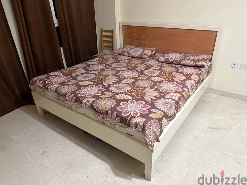 Good Condition (like New) Cot and mattress 0