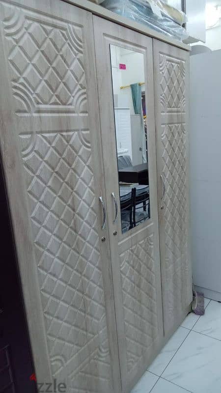 special offer 2 doors cupboard without delivery 1 piece 35 rial 11